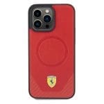 Ferrari FEHMP15LPTER Red Hardcase Carbon Metal Logo Magsafe Kryt iPhone 15 Pro