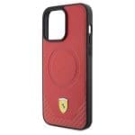 Ferrari FEHMP15LPTER Red Hardcase Carbon Metal Logo Magsafe Kryt iPhone 15 Pro
