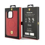 Ferrari FEHMP15LPTER Red Hardcase Carbon Metal Logo Magsafe Kryt iPhone 15 Pro