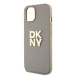 DKNY PU Leather Stack Logo Wrist Strap Beige Kryt iPhone 15